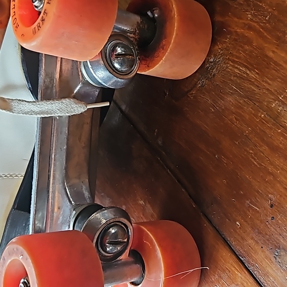 Vintage Roller Derby Skates - Picture 7 of 8